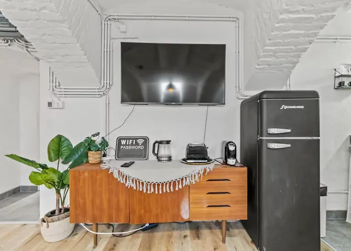 Cozy Basement Near Belvedere Apartment Vienna