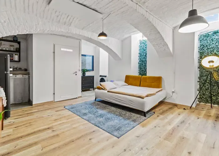 Cozy Basement Near Belvedere Vienna